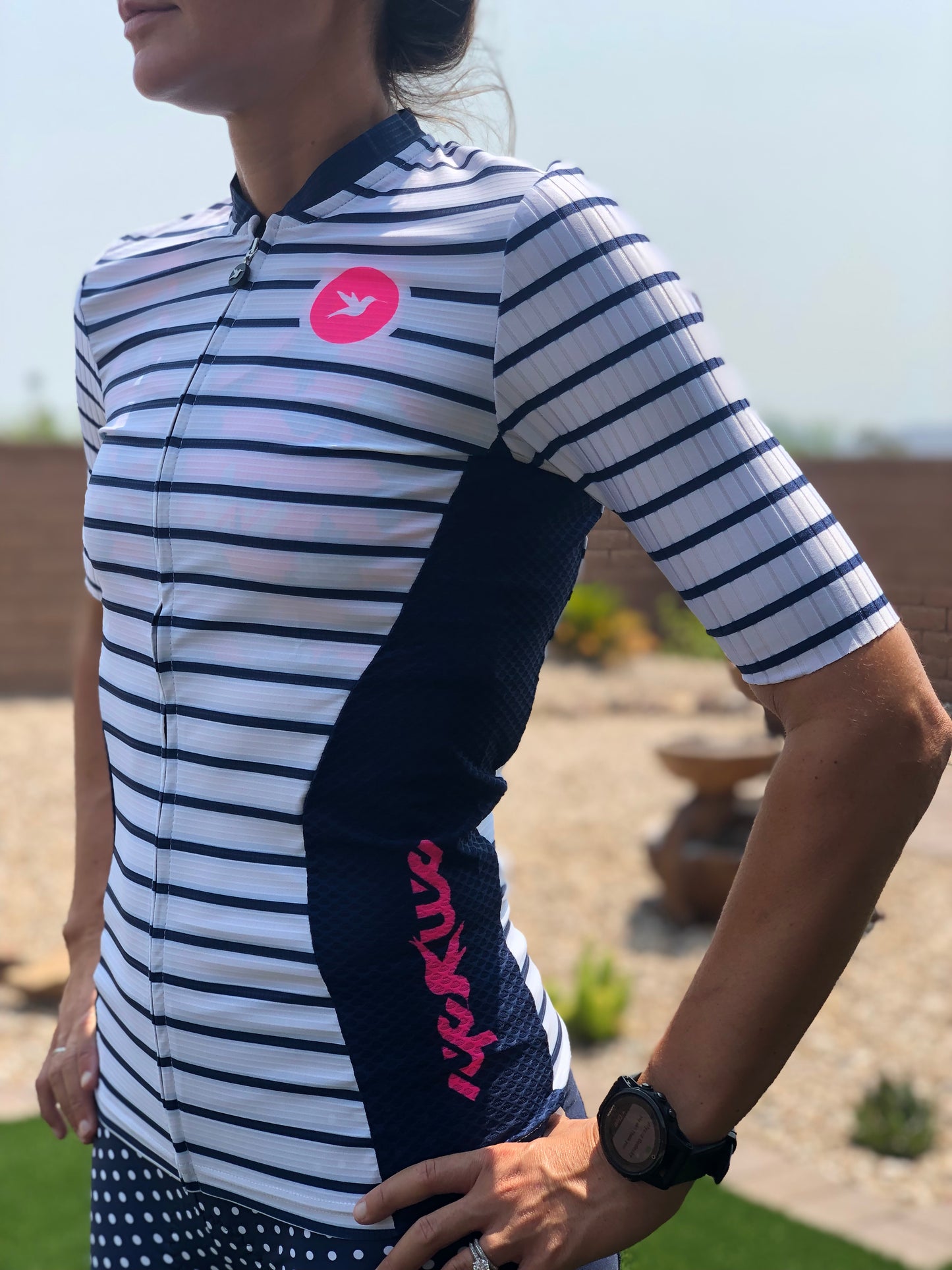 Weekend Women's Short Sleeve Aero Top in WHITE