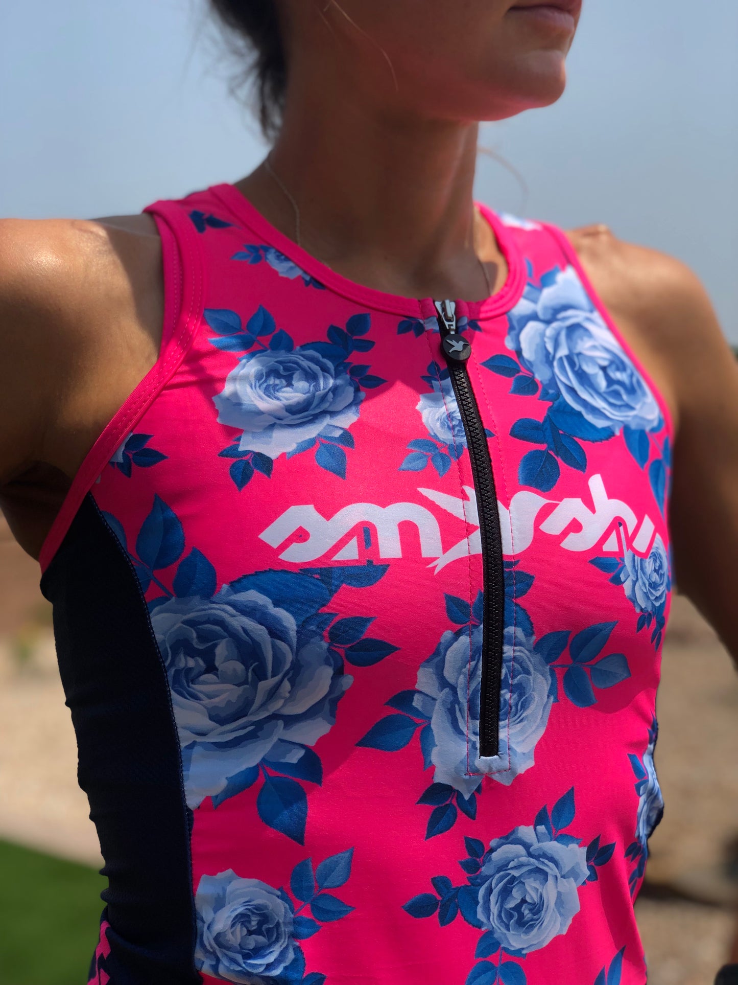 Warehouse Smell the Roses Women’s Tri Top With Zipper